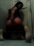 Chavita eclesiástica tocandose conchita