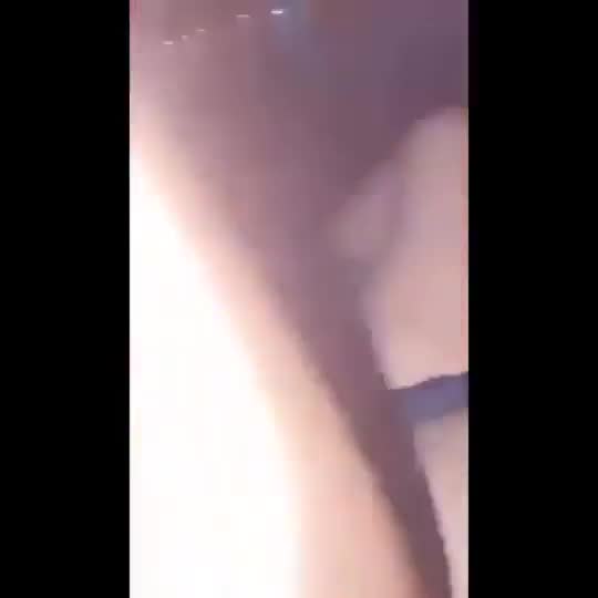 Morritas brasileñas en plena discusión decide la mejor amiga pedirle disculpas con una buena lamida de almeja