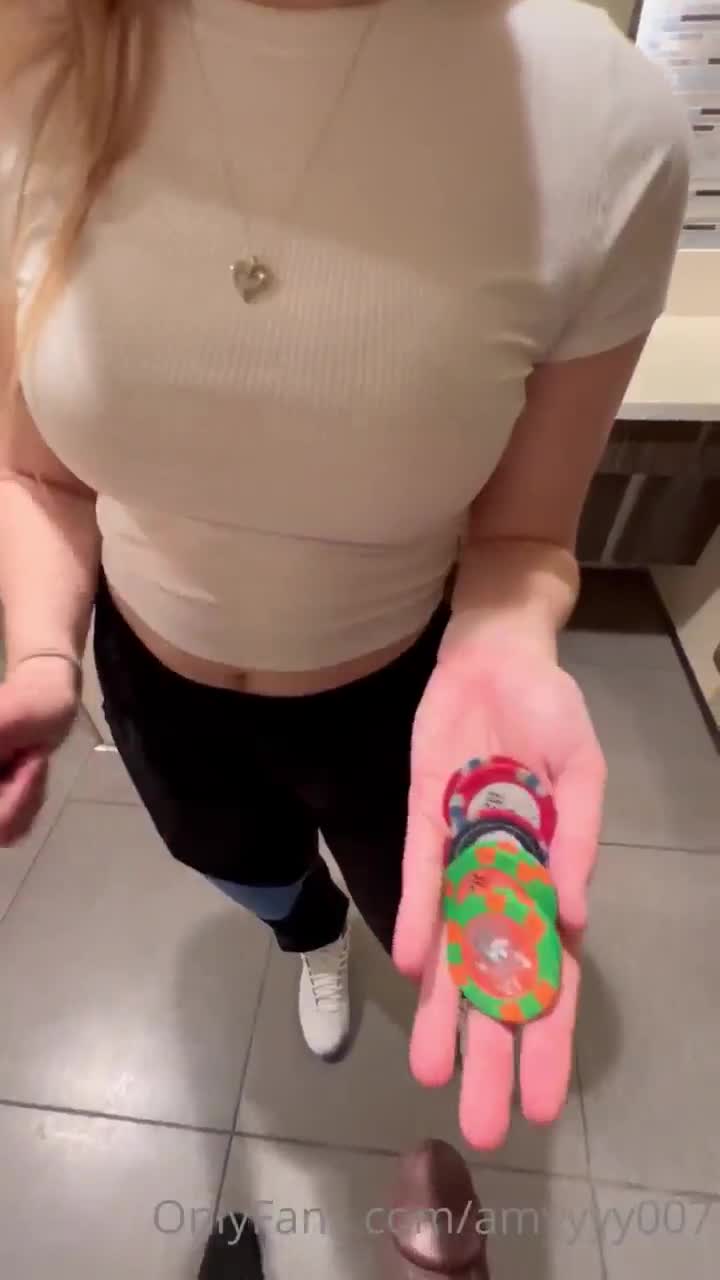 Se saltó la clase para hacer su actividad favorita desde que entró a la prepa y sí estamos hablando de mamar verga