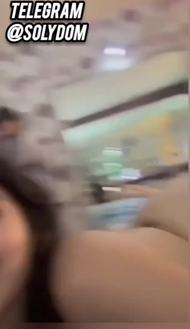 Estas putitas de ahora son bien coquetas y basatnte putitas